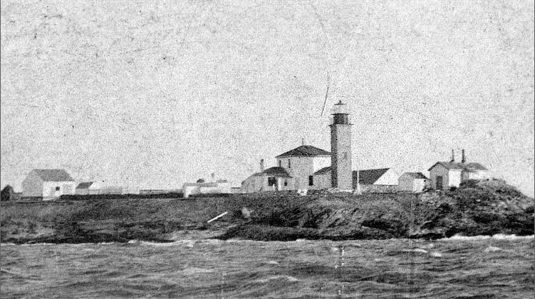 Beavertail Lighthouse Pre-1898