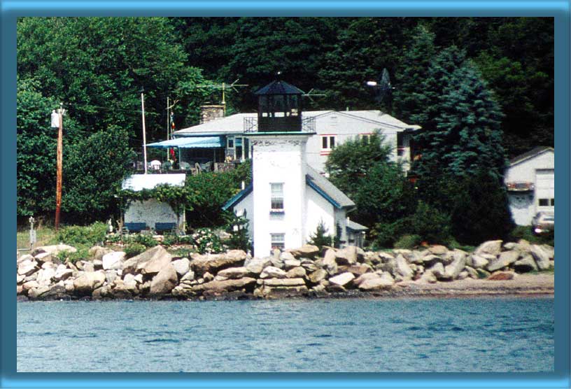 Bristol Ferry Lighthouse