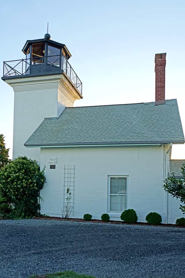 East Side of Bristol Ferry Lighthouse 2022 