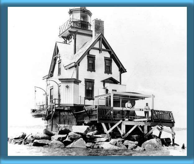 Bullock's Point Lighthouse