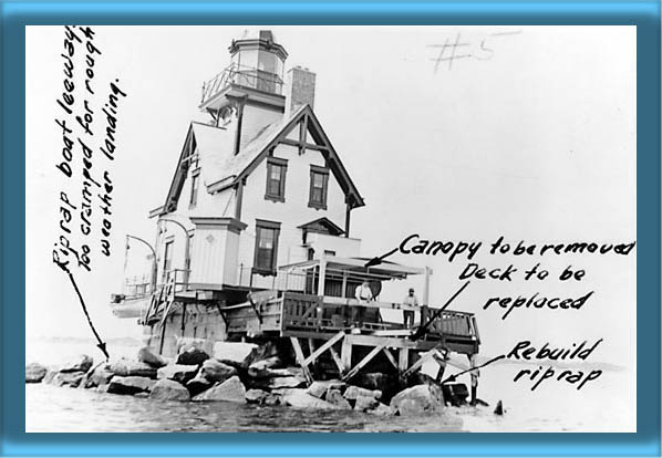 Bullock Point Lighthouse