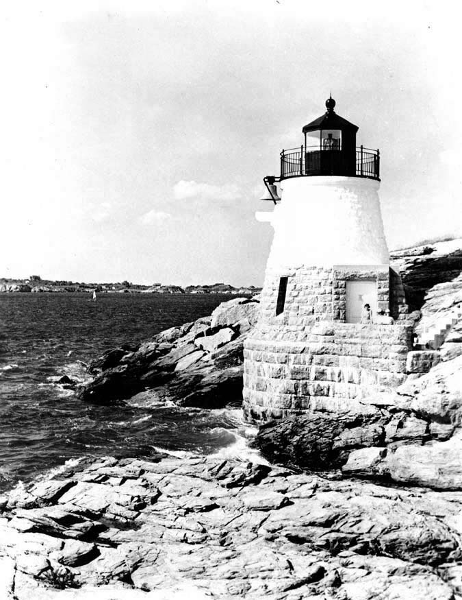 Castle Hill Lighthouse's Lantern and Fifth Order Fresnel Lens 