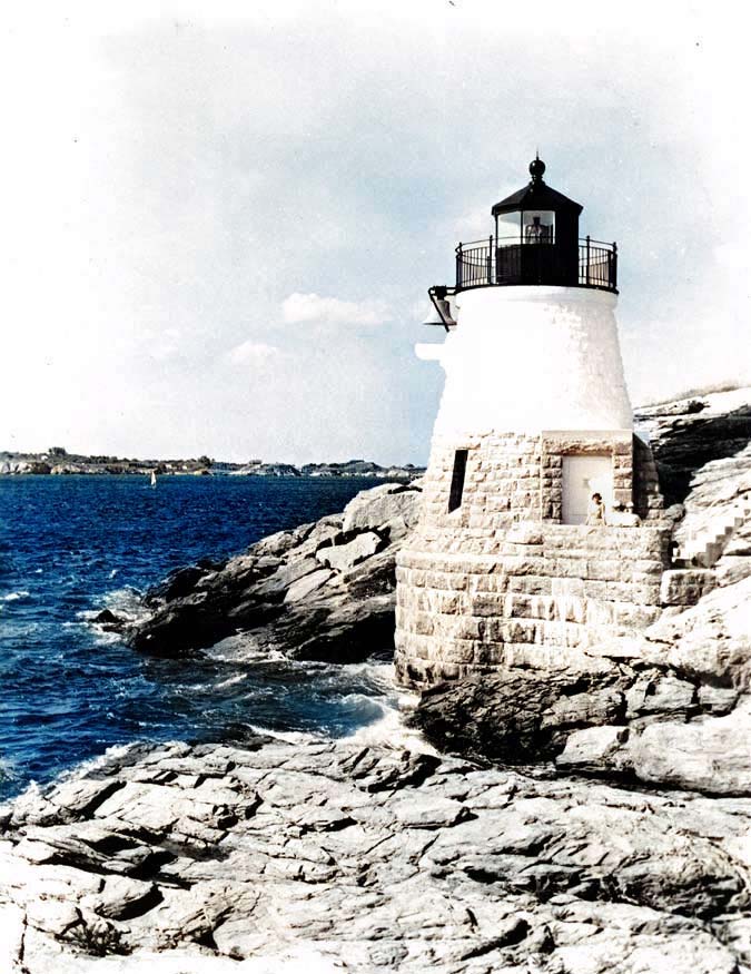 Castle Hill Lighthouse's Lantern and Fifth Order Fresnel Lens 