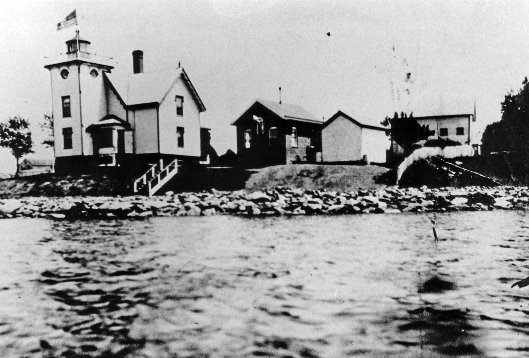 Conanicut Lighthouse and Storage Buildings