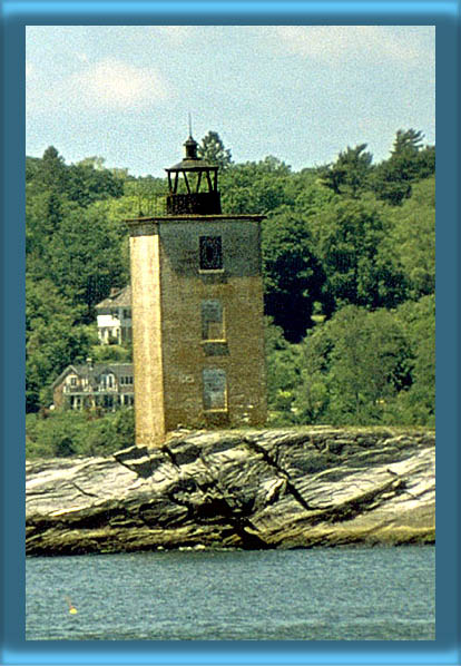 Dutch Island Lighthouse