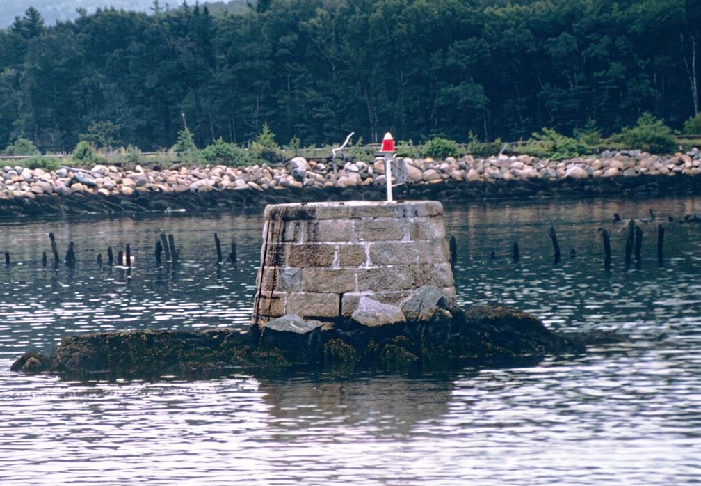 Fuller Rock Light's Base