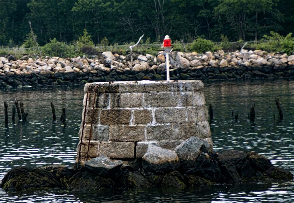 Fuller Rock Light's Base