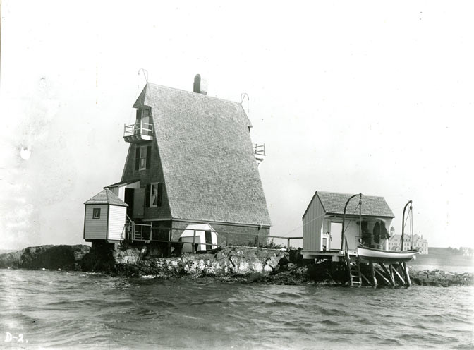 Gull Rocks Lighthouse Pre 1928