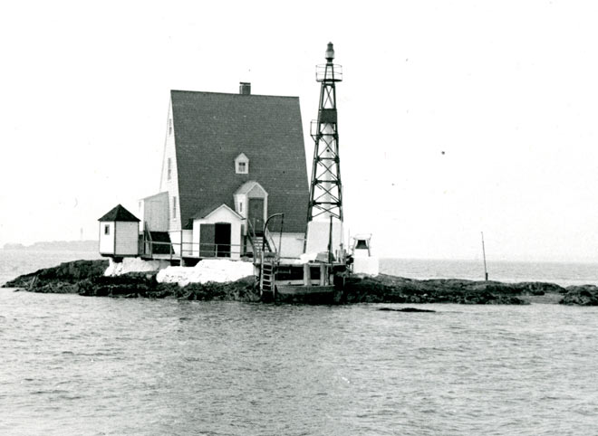 Gull Rocks Lighthouse Pre 1928