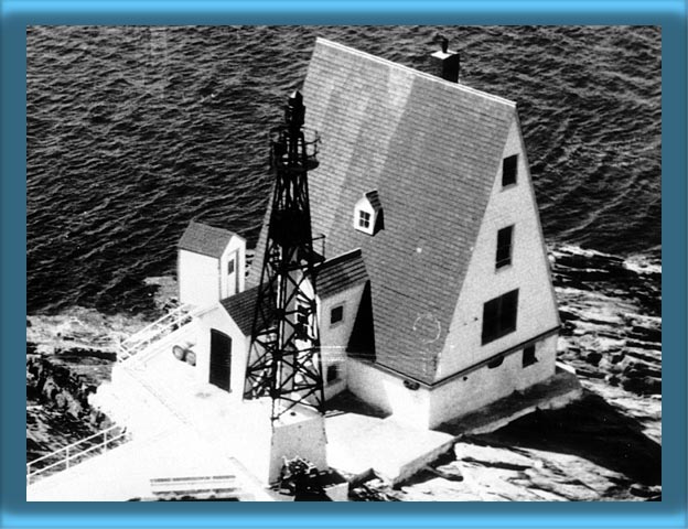 Gull Rocks Lighthouse