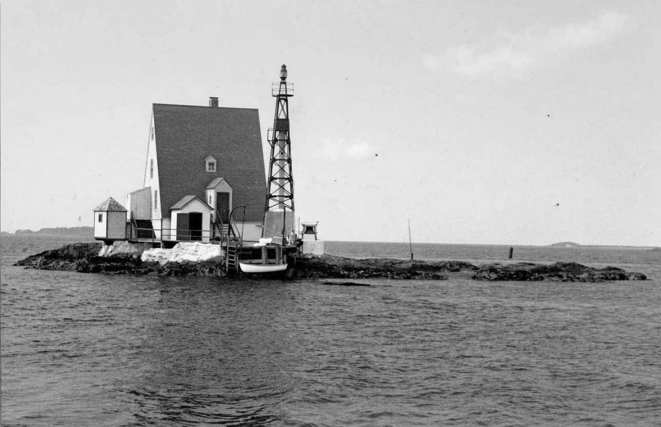 Gull Rocks Lighthouse Pre 1928