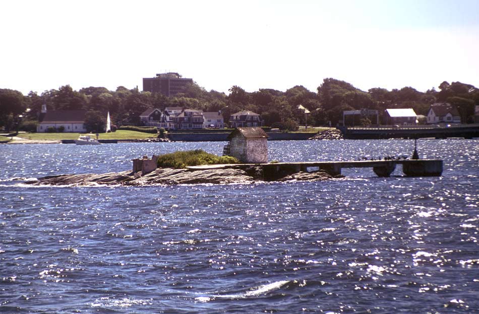 Gull Rocks Lighthouse's Base and Landing Pier