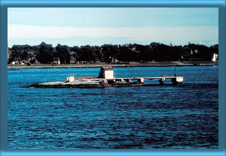 Gull Rocks Lighthouse's Base and Landing Pier