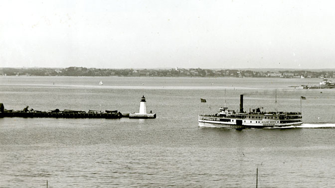 SS Mount Hope passing the Newport Harbor Light
