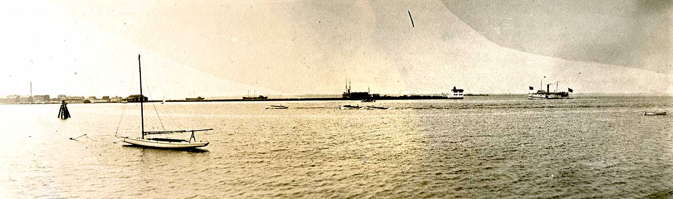 Newport Harbor Lighthouse