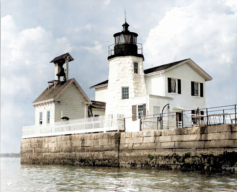 Newport Harbor Lighthouse