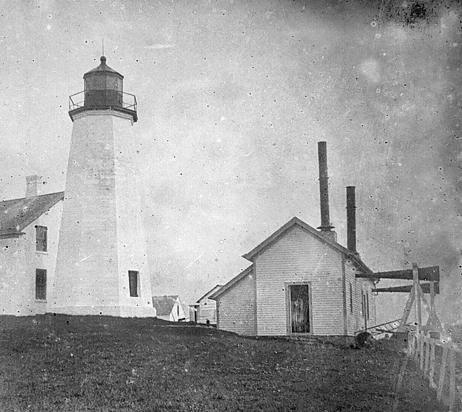Point Judith Lighthouse's Lantern and Fourth
Order Fresnel Lens - 1890