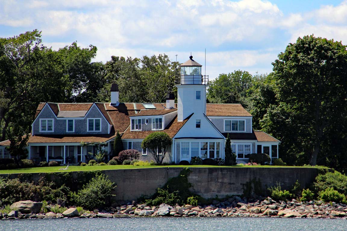 Poplar Point Lighthouse