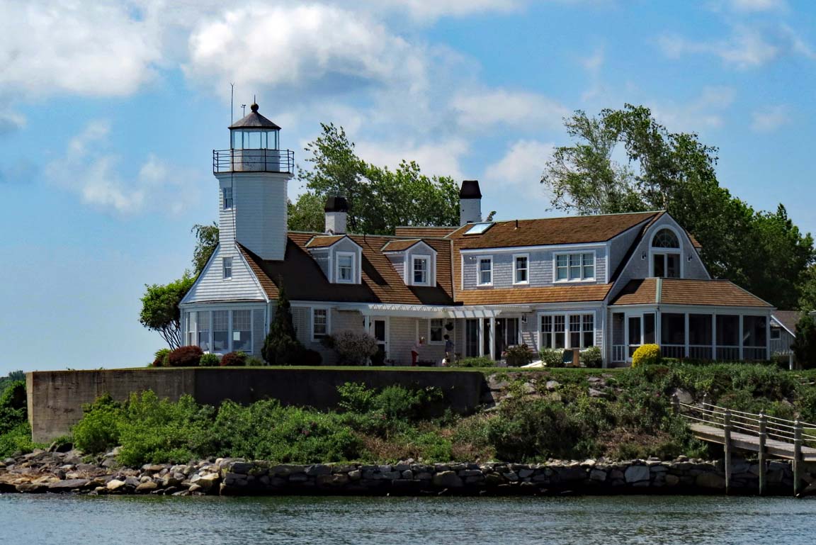 Poplar Point Lighthouse