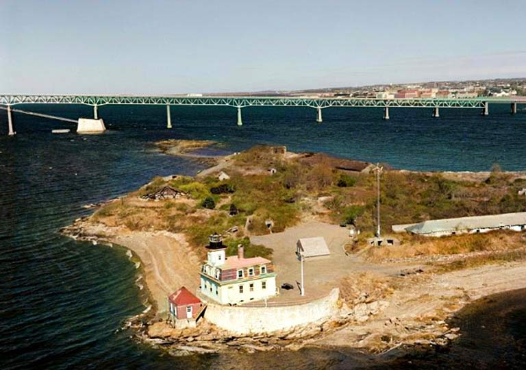 Rose Island Lighthouse