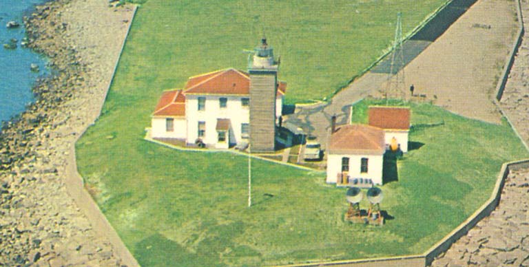 Watch Hill Lighthouse 