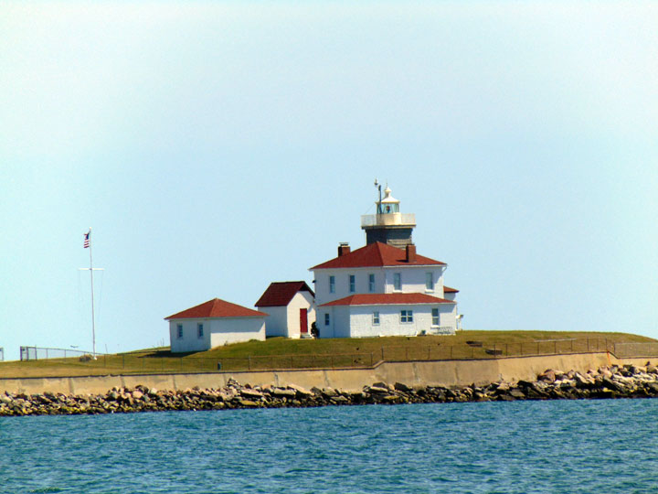 Watch Hill Lighthouse 