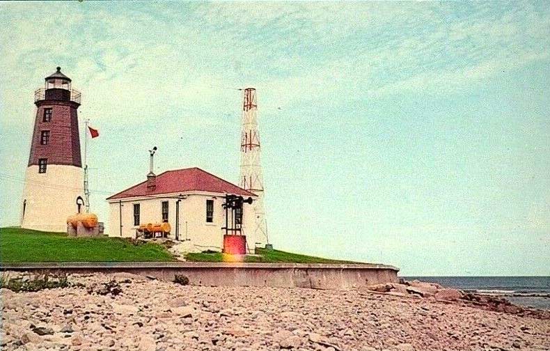 Point Judith Lighthouse Postcard